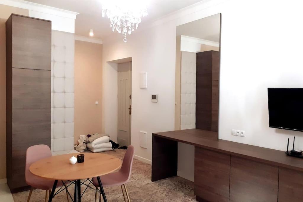Luxury Apartment - Rakowicka 6 Красков Екстериор снимка