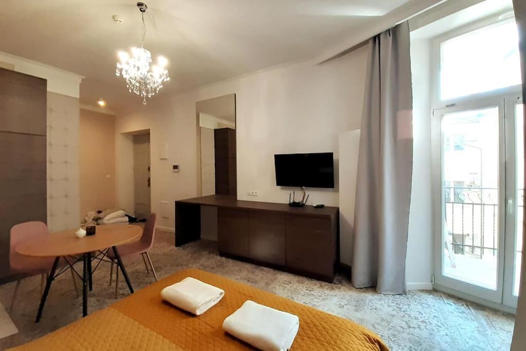 Luxury Apartment - Rakowicka 6 Красков Екстериор снимка